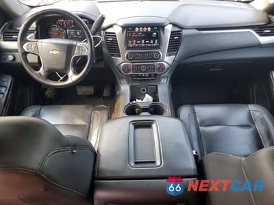 Zdjęcie 8 z 13 samochodu: 2020 CHEVROLET SUBURBAN C1500 LT VIN:1GNSCHKC4LR304865 - miniatura
