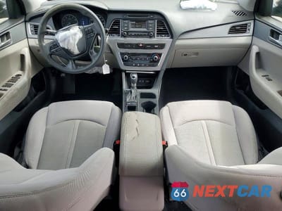 Zdjęcie 8 z 12 samochodu: 2017 HYUNDAI SONATA SE VIN:5NPE24AF9HH587565 - miniatura