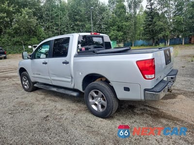 Drugie zdjęcie samochodu z przodu: 2010 NISSAN TITAN SE VIN:1N6BA0EC5AN314477 - miniatura