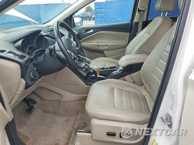Zdjęcie 7 z 13 samochodu: 2014 FORD ESCAPE TITANIUM VIN:1FMCU0JX6EUC82556 - miniatura