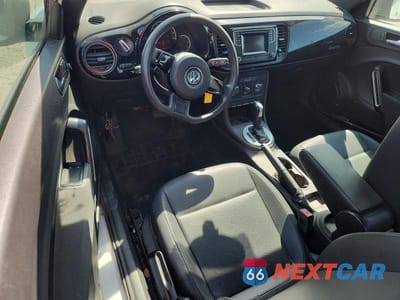 Zdjęcie 8 z 12 samochodu: 2016 VOLKSWAGEN BEETLE 1.8T VIN:3VWF17AT8GM606210 - miniatura