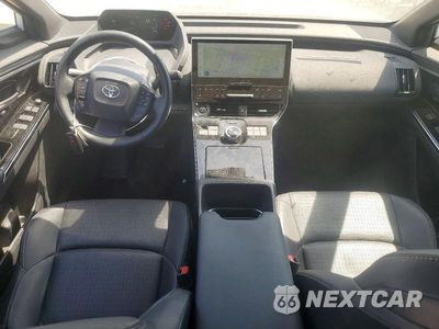 Zdjęcie 8 z 13 samochodu: 2023 TOYOTA BZ4X LIMITED VIN:JTMAAAAA2PA017403 - miniatura