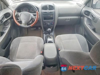 Zdjęcie 8 z 13 samochodu: 2001 HYUNDAI SANTA FE GL VIN:KM8SB82B71U055230 - miniatura