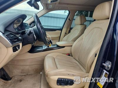 Zdjęcie 7 z 13 samochodu: 2015 BMW X5 XDRIVE50I VIN:5UXKR6C58F0J78898 - miniatura