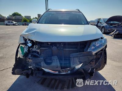 Piąte zdjęcie samochodu w środku: 2014 NISSAN ROGUE SV VIN:5N1AT2MV5EC821514 - miniatura