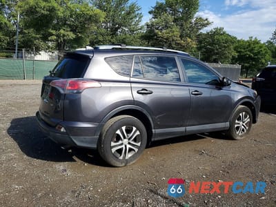 Trzecie zdjęcie samochodu z tyłu: 2016 TOYOTA RAV4 LE VIN:JTMZFREV0GJ070780 - miniatura