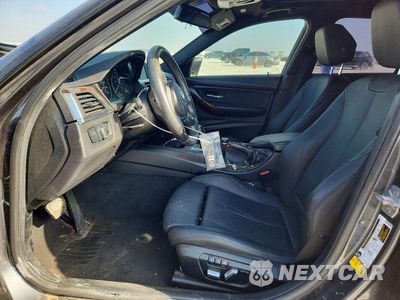 Zdjęcie 7 z 12 samochodu: 2016 BMW 320 I VIN:WBA8E1G51GNT37508 - miniatura