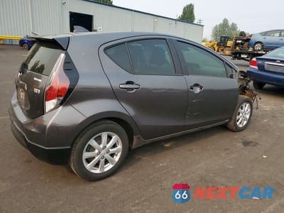 Trzecie zdjęcie samochodu z tyłu: 2017 TOYOTA PRIUS C TWO VIN:JTDKDTB32H1597552 - miniatura