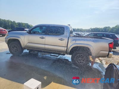 Drugie zdjęcie samochodu z przodu: 2018 TOYOTA TACOMA SR5 V6 VIN:5TFAZ5CN3JX058613 - miniatura