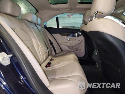 Zdjęcie 10 z 12 samochodu: 2016 MERCEDES-BENZ C 300 4MATIC VIN:55SWF4KB1GU141345 - miniatura