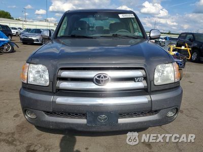 Piąte zdjęcie samochodu w środku: 2004 TOYOTA TUNDRA SR5 VIN:5TBDT44144S440169 - miniatura
