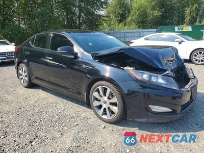 Czwarte zdjęcie samochodu z boku: 2012 KIA OPTIMA SX VIN:5XXGR4A62CG055678 - miniatura