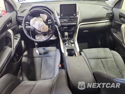 Zdjęcie 8 z 13 samochodu: 2026 MITSUBISHI ECLIPSE CROSS SE VIN:JA4ATWAA3TZ015169 - miniatura