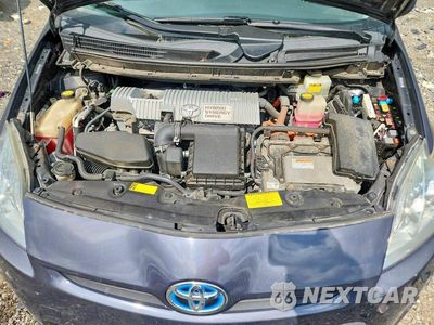Zdjęcie 11 z 12 samochodu: 2011 TOYOTA PRIUS TWO VIN:JTDKN3DUXB0273913 - miniatura