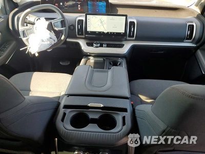 Zdjęcie 8 z 12 samochodu: 2025 FORD EXPEDITION MAX ACTIVE VIN:1FMJK1J88SEA48551 - miniatura