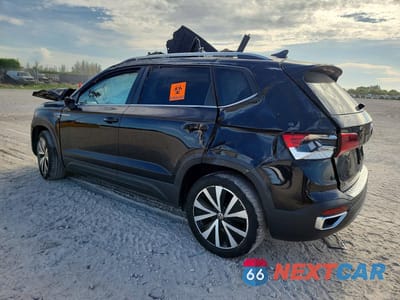 Drugie zdjęcie samochodu z przodu: 2024 VOLKSWAGEN TAOS SE VIN:3VVEX7B25RM005585 - miniatura