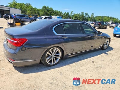 Trzecie zdjęcie samochodu z tyłu: 2016 BMW 750 XI VIN:WBA7F2C53GG415876 - miniatura