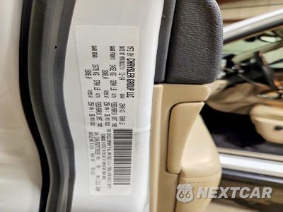 Zdjęcie 14 z 14 samochodu: 2015 JEEP GRAND CHEROKEE LIMITED VIN:1C4RJFBG7FC706326 - miniatura