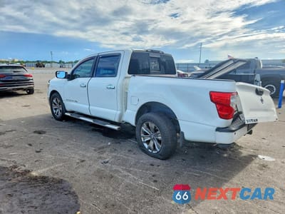 Drugie zdjęcie samochodu z przodu: 2018 NISSAN TITAN SV VIN:1N6AA1E60JN533763 - miniatura