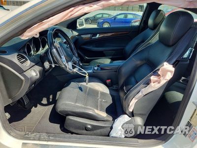 Zdjęcie 7 z 12 samochodu: 2012 MERCEDES-BENZ C 350 VIN:WDDGJ5HB0CF834663 - miniatura
