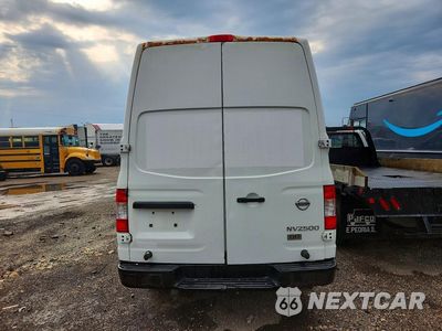 Zdjęcie 6 z 13 samochodu: 2015 NISSAN NV 2500 VIN:1N6BF0LX6FN802206 - miniatura