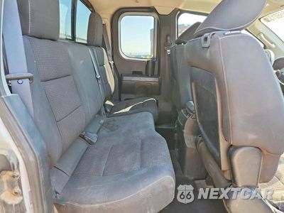 Zdjęcie 10 z 12 samochodu: 2010 NISSAN TITAN SV VIN:1N6AA0CC5EN501917 - miniatura