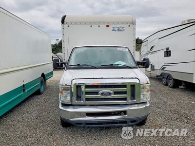 Piąte zdjęcie samochodu w środku: 2012 FREIGHTLINER MT45 CHASSIS BOX TRUCK VIN:4UZAAPDU4CCBL7709 - miniatura
