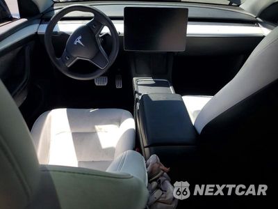Zdjęcie 8 z 12 samochodu: 2024 TESLA MODEL Y VIN:7SAYGDEF6RF076777 - miniatura