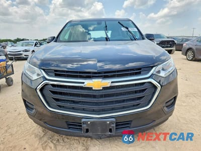 Piąte zdjęcie samochodu w środku: 2021 CHEVROLET TRAVERSE LS VIN:1GNERFKW3MJ109883 - miniatura