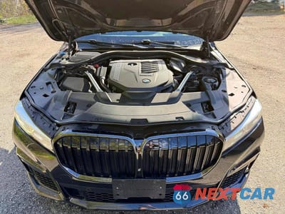 Zdjęcie 7 z 14 samochodu: 2022 BMW 740 XI VIN:WBA7T4C03NCK23662 - miniatura