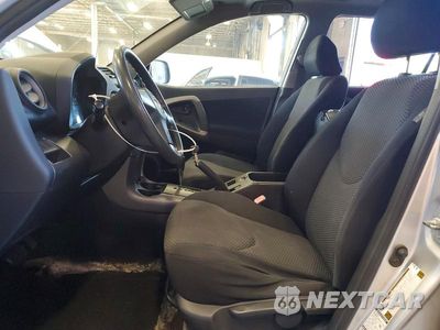 Zdjęcie 7 z 13 samochodu: 2006 TOYOTA RAV4 SPORT VIN:JTMBK32V066006545 - miniatura