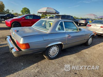 Trzecie zdjęcie samochodu z tyłu: 1987 MERCEDES-BENZ 560 SL VIN:WDBBA48D9HA066958 - miniatura