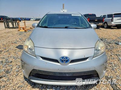 Piąte zdjęcie samochodu w środku: 2015 TOYOTA PRIUS TWO VIN:JTDKN3DU4F0465284 - miniatura