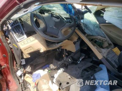 Zdjęcie 8 z 12 samochodu: 2012 HYUNDAI SONATA GLS VIN:5NPEB4AC7CH375911 - miniatura
