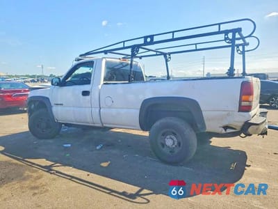 Drugie zdjęcie samochodu z przodu: 2002 CHEVROLET SILVERADO C2500 HEAVY DUTY VIN:1GCHC24U32Z259888 - miniatura