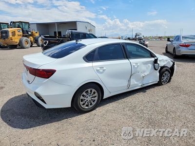 Trzecie zdjęcie samochodu z tyłu: 2024 KIA FORTE LX VIN:3KPF24AD2RE690254 - miniatura