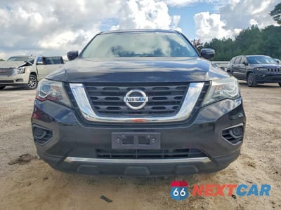 Piąte zdjęcie samochodu w środku: 2017 NISSAN PATHFINDER S VIN:5N1DR2MM9HC649415 - miniatura