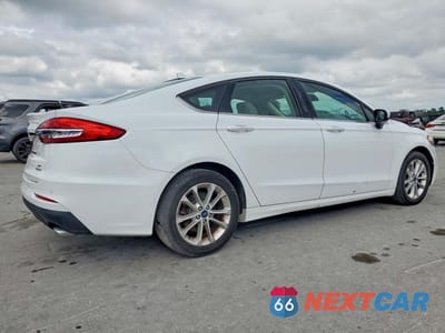 Trzecie zdjęcie samochodu z tyłu: 2019 FORD FUSION SE VIN:3FA6P0HD0KR243412 - miniatura