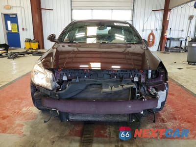 Piąte zdjęcie samochodu w środku: 2017 BUICK REGAL SPORT TOURING VIN:2G4GL5EXXH9154799 - miniatura