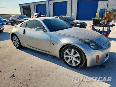 Czwarte zdjęcie samochodu z boku: 2005 NISSAN 350Z BASE VIN:JN1AZ34E75M651758 - miniatura