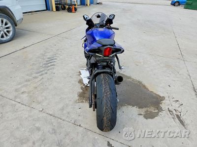 Czwarte zdjęcie samochodu z boku: 2026 YAMAHA YZF1000 VIN:JYARNA7EXTA001215 - miniatura