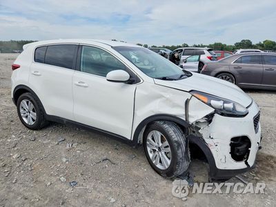 Czwarte zdjęcie samochodu z boku: 2017 KIA SPORTAGE LX VIN:KNDPM3AC4H7121260 - miniatura