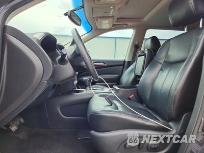 Zdjęcie 7 z 13 samochodu: 2014 NISSAN PATHFINDER S VIN:5N1AR2MN8EC614680 - miniatura