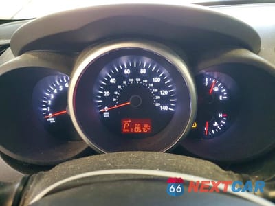 Zdjęcie 9 z 13 samochodu: 2013 KIA SOUL + VIN:KNDJT2A6XD7596449 - miniatura