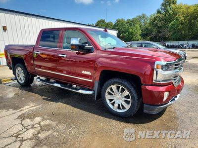 Czwarte zdjęcie samochodu z boku: 2017 CHEVROLET SILVERADO C1500 HIGH COUNTRY VIN:3GCPCTEC3HG356394 - miniatura