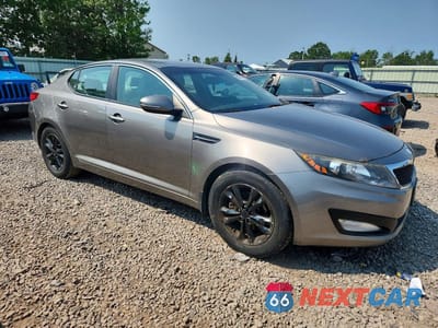 Czwarte zdjęcie samochodu z boku: 2013 KIA OPTIMA LX VIN:5XXGM4A76DG228515 - miniatura