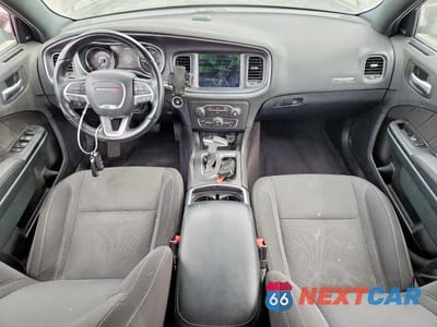Zdjęcie 8 z 12 samochodu: 2017 DODGE CHARGER SXT VIN:2C3CDXHG5HH630250 - miniatura