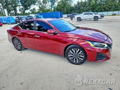 Czwarte zdjęcie samochodu z boku: 2023 NISSAN ALTIMA SV VIN:1N4BL4DV9PN403118 - miniatura