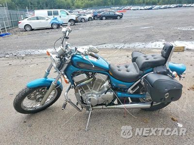 Trzecie zdjęcie samochodu z tyłu: 1995 SUZUKI VS1400 GLP VIN:JS1VX51L8S2104518 - miniatura