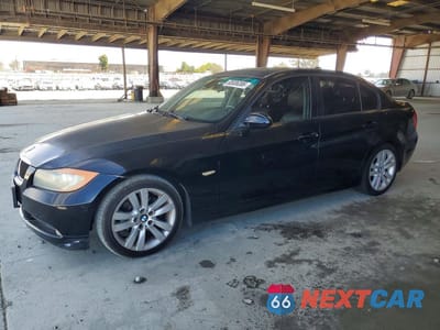 2006 BMW 325 I WBAVB13566PT11328 - główne zdjęcie licytacji z USA - miniatura